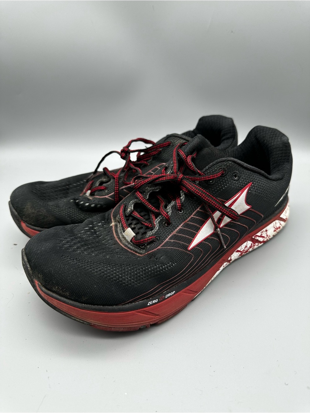 Altra Instinct 4.5 Mens Running Shoes Black Red Zero Drop AFM1835F-8 Size 10